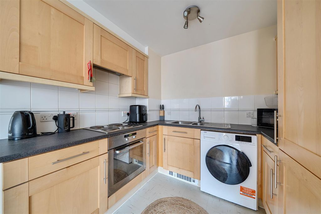 Property photo 3 of 14 1435115 (7).Jpg