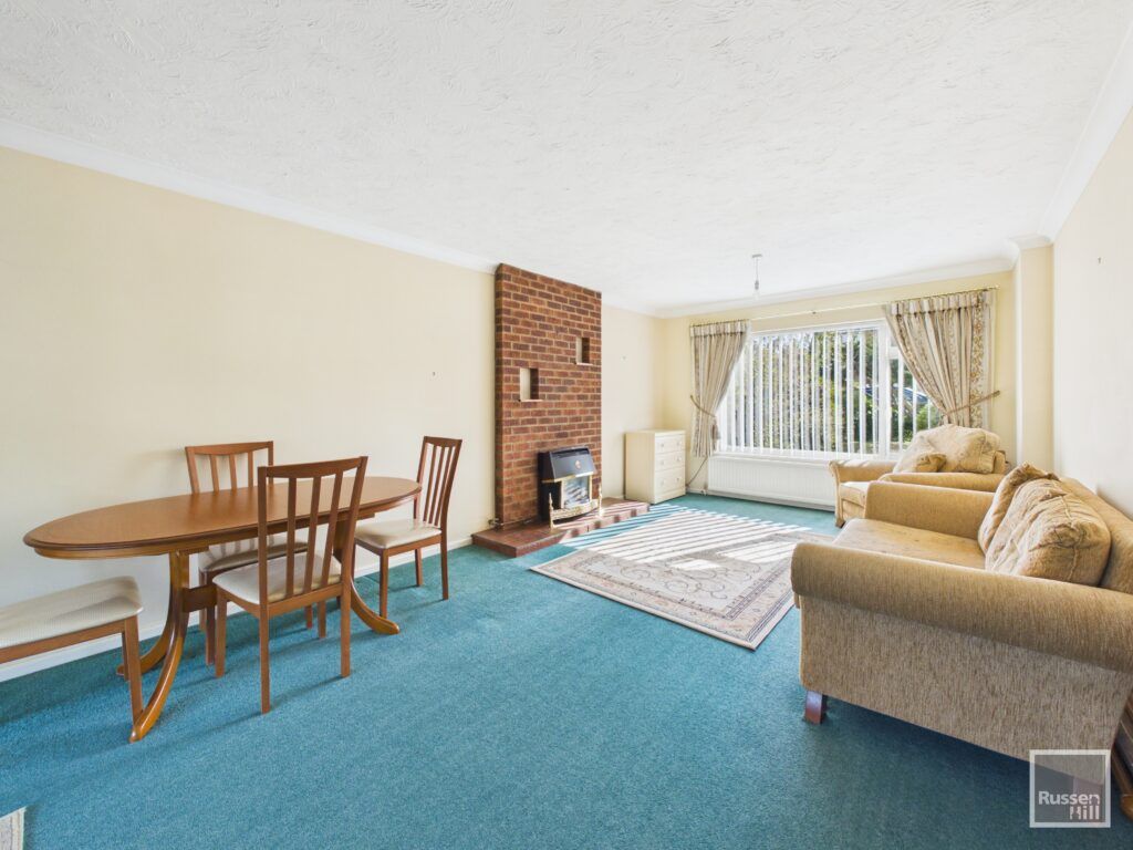 Property photo 2 of 23