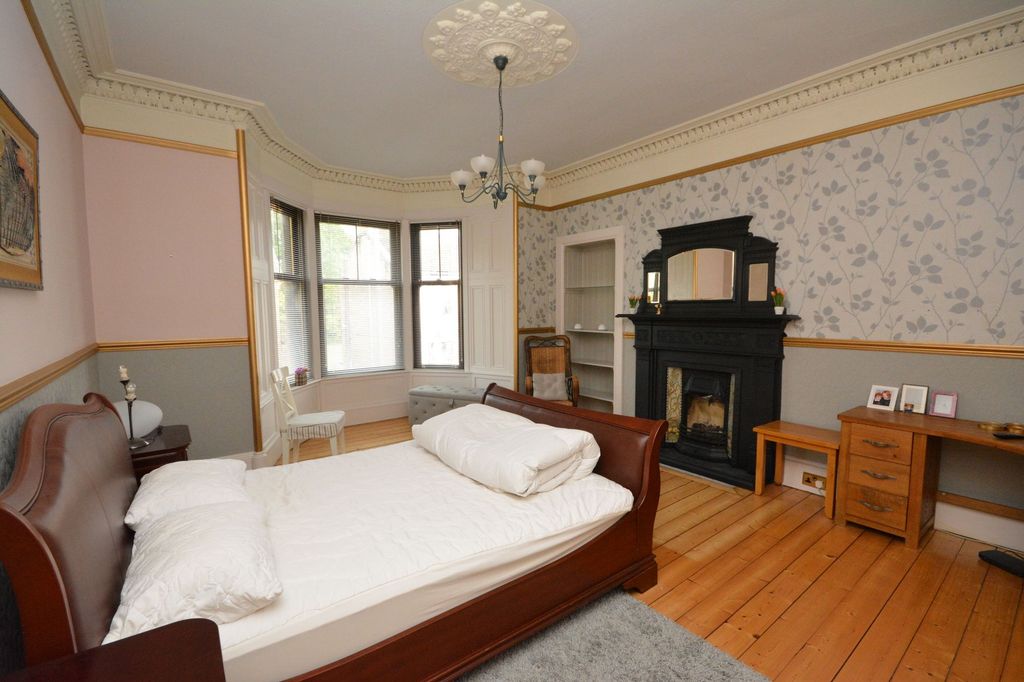 Additional image 7 of 2 bed flat for saleStewart Road, Falkirk FK2