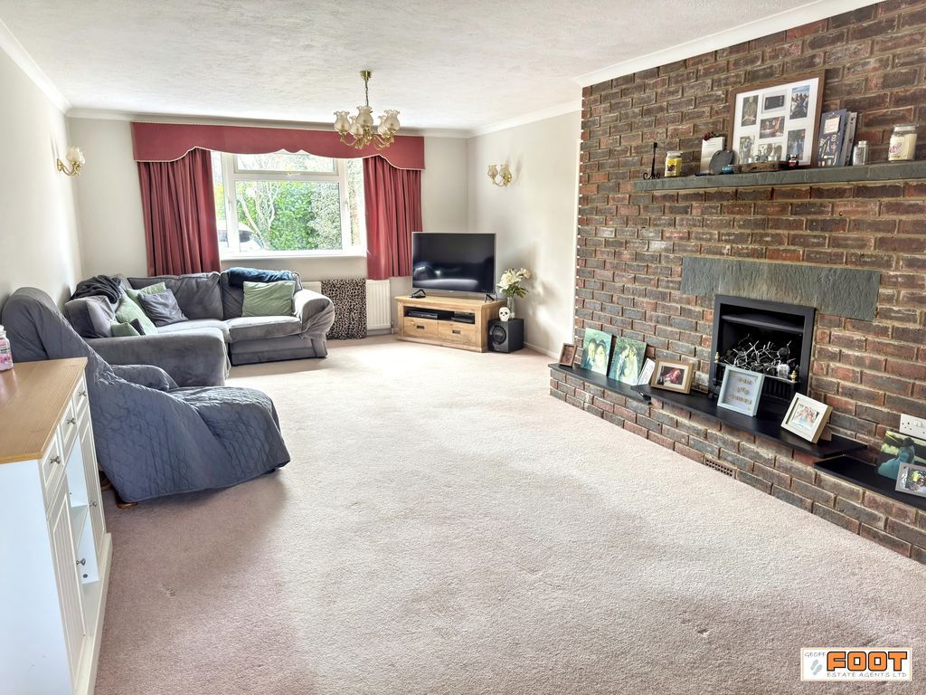 Property photo 2 of 24 Photo 15