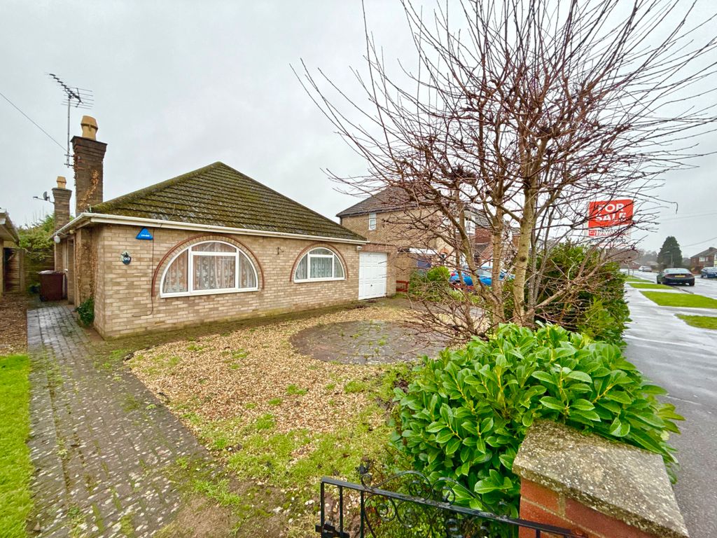 Property photo 1 of 11