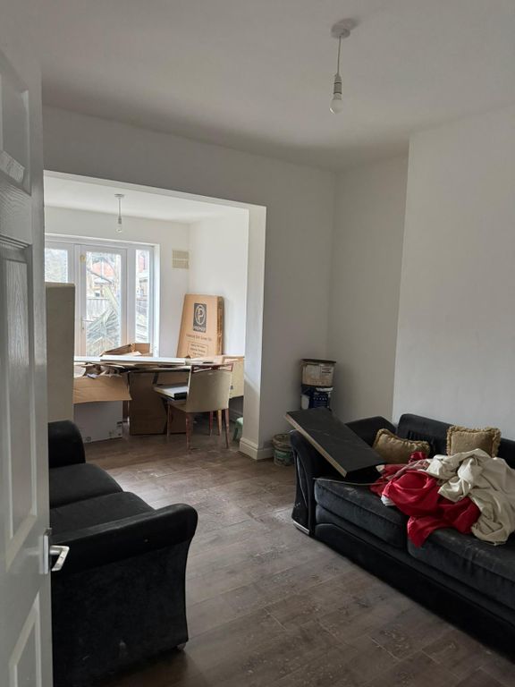 Property photo 2 of 15 Gallery