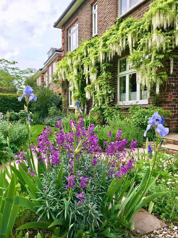 Property photo 2 of 27 Summer