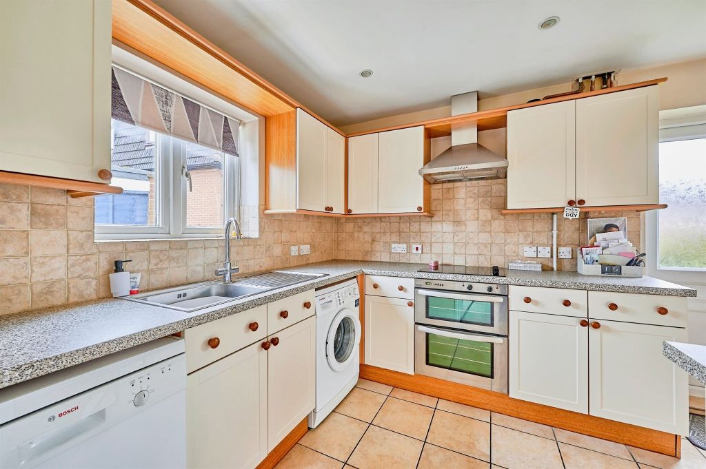 Property photo 3 of 13