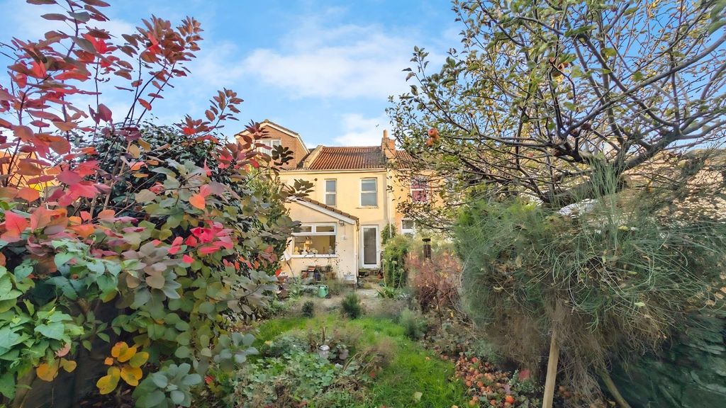 Property photo 2 of 23 064Ac6d3-Pxl_20251028_155254441.Jpg