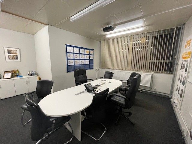 Property photo 2 of 10 Photo 12