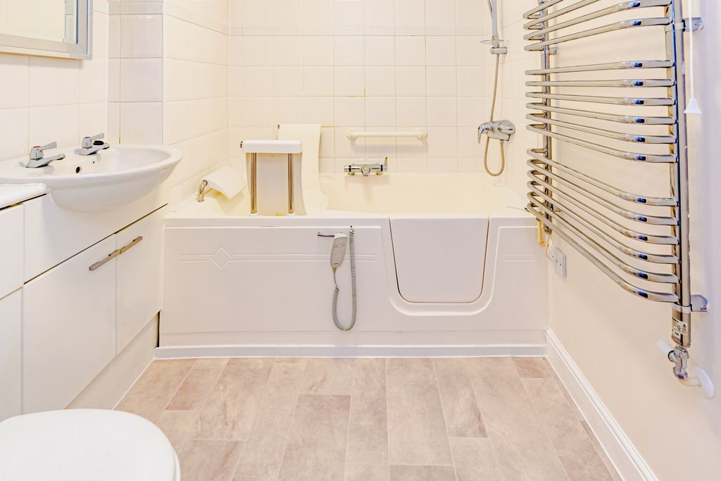 Property photo 2 of 16 Photography