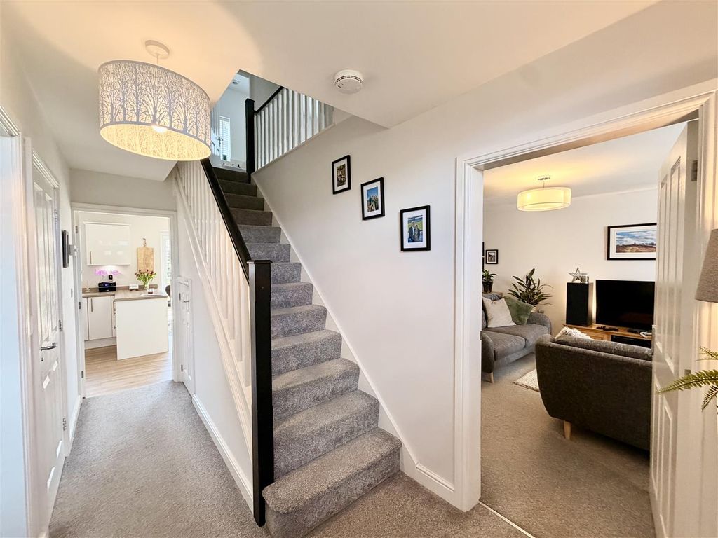 Additional image 16 of 4 bed detached house for saleDaffodil Close, Loughborough LE11