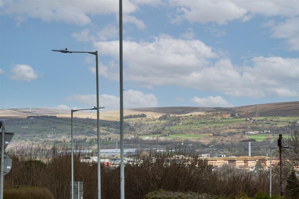 Property photo 3 of 21 Cz0A6639.Jpg