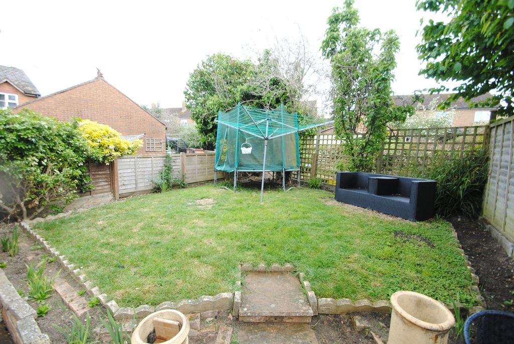 Property photo 2 of 3