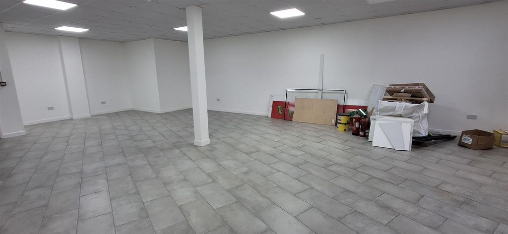 Property photo 3 of 7 20251105_101905.Jpg