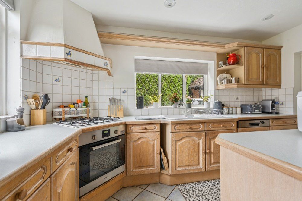 Property photo 2 of 22 Picture No. 37