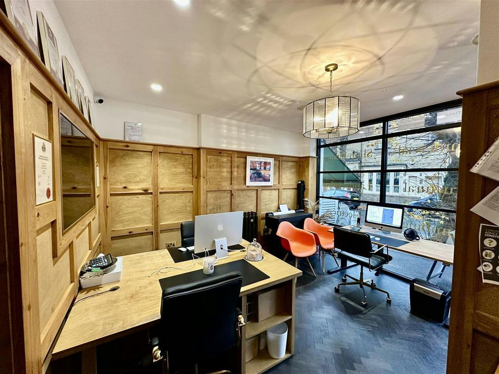 Property photo 2 of 7 Office