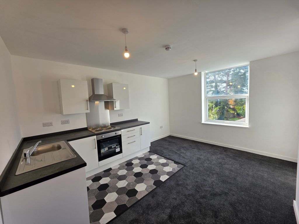 Property photo 3 of 7 Livingroom/Kitchen