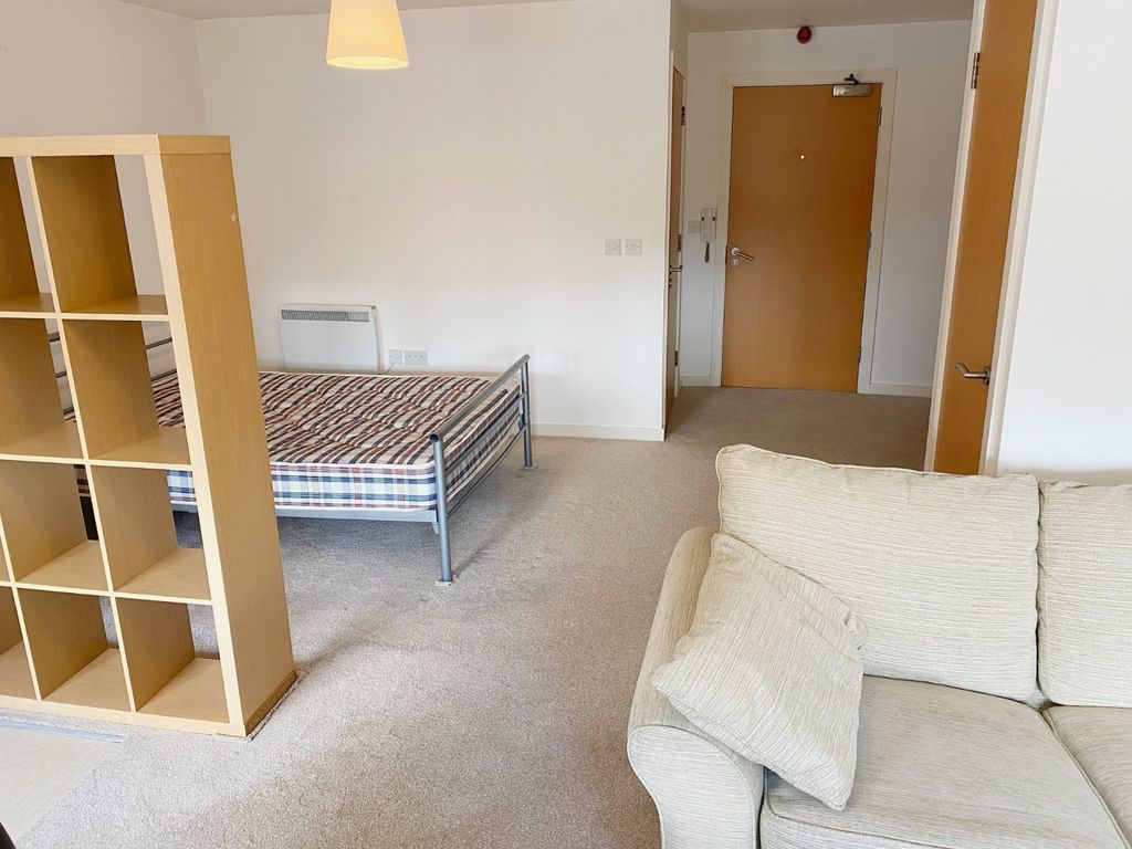 Property photo 3 of 10 Picture No. 02