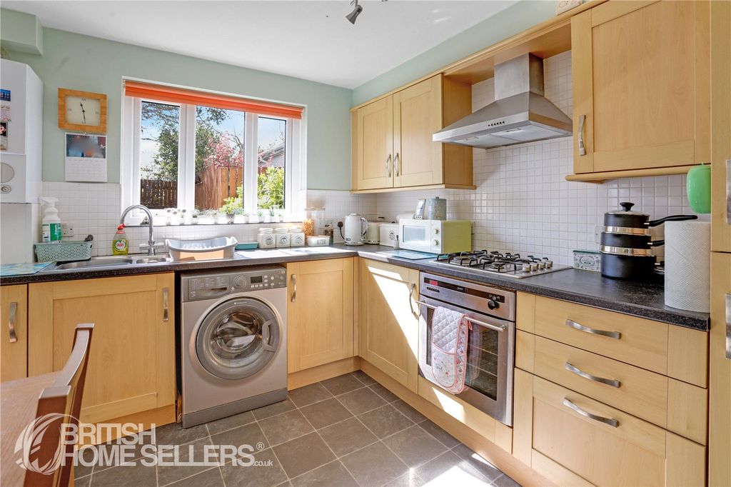 Property photo 3 of 14 Picture No. 11