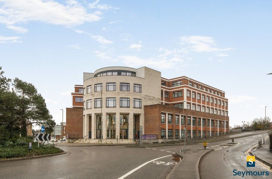 Property photo 1 of 10