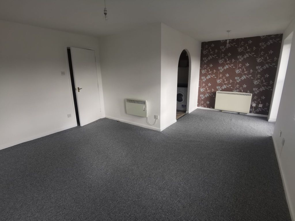 Property photo 3 of 11 Photograph 3