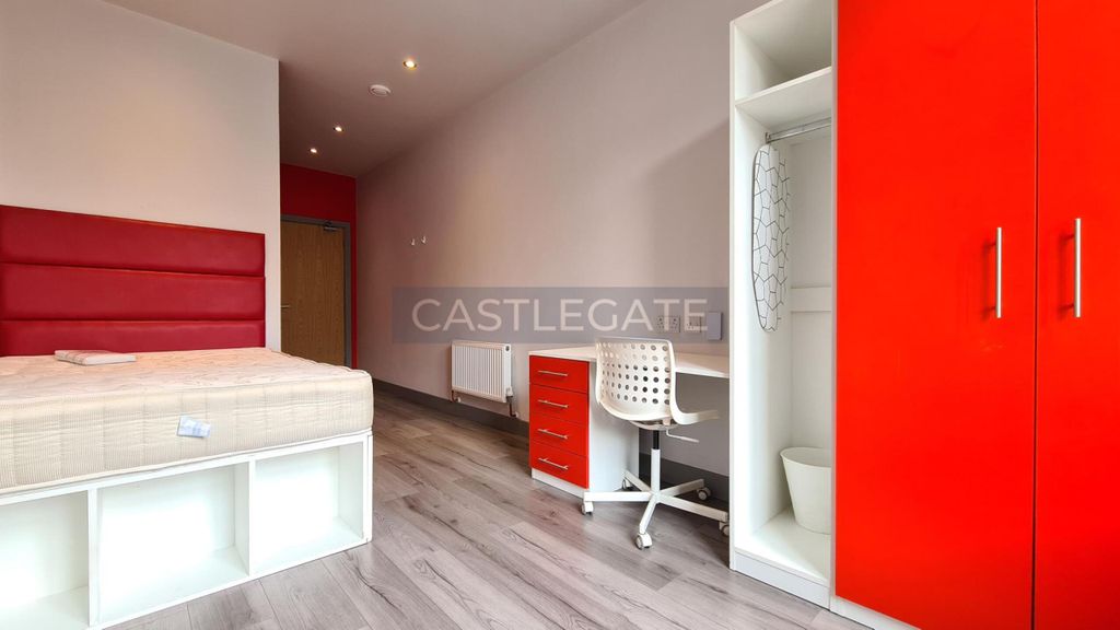 Property photo 1 of 14 Flat 4, Room 4, Dundas Works, 15-17 Dundas Street, Huddersfield, HD1 2He (3)