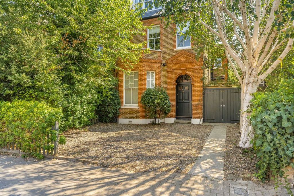 Property photo 1 of 15
