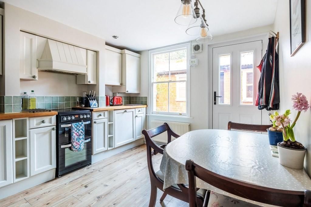 Property photo 3 of 17 8-Harrowgate-Gardens-12.Jpg