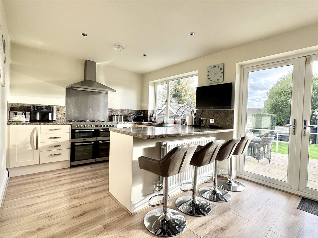 Property photo 2 of 28 Robinson Jackson