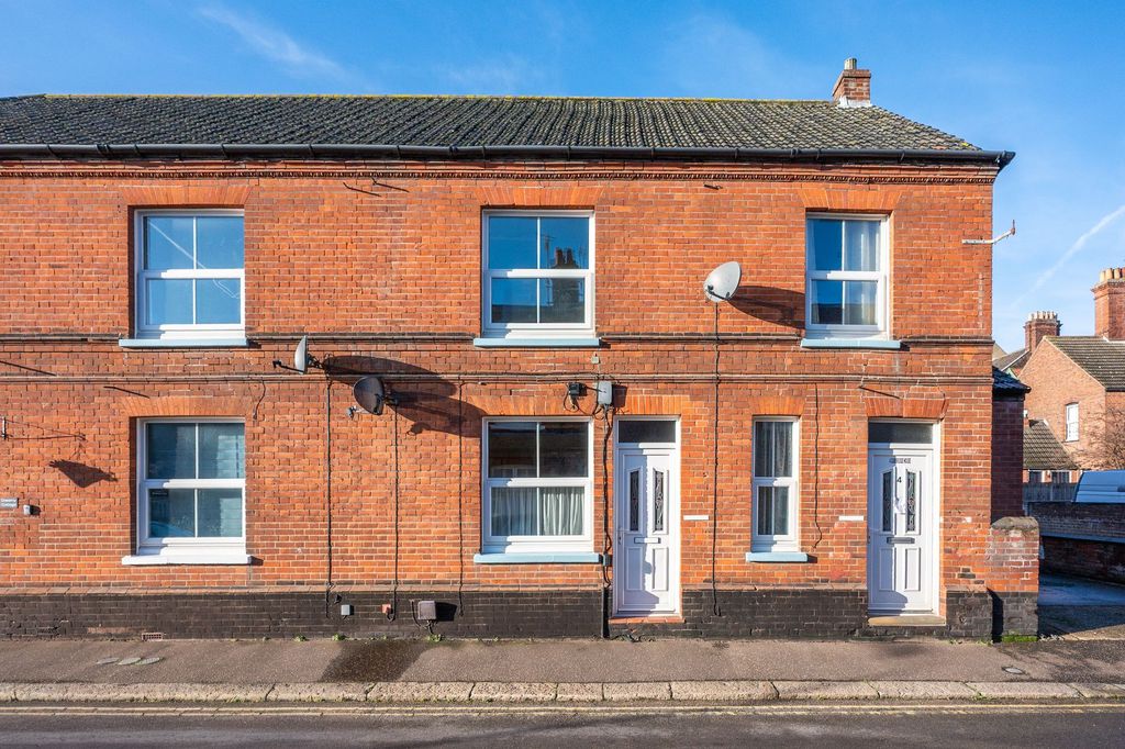 Property photo 1 of 16