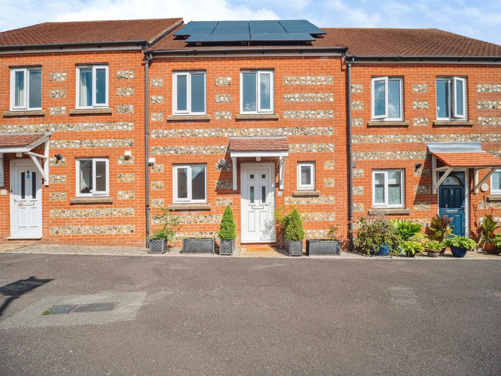 Property photo 1 of 33