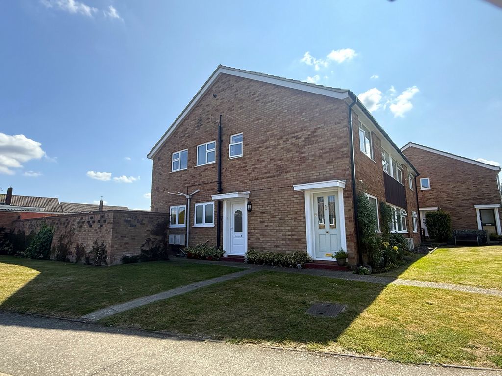 Property photo 1 of 13 Photo 2