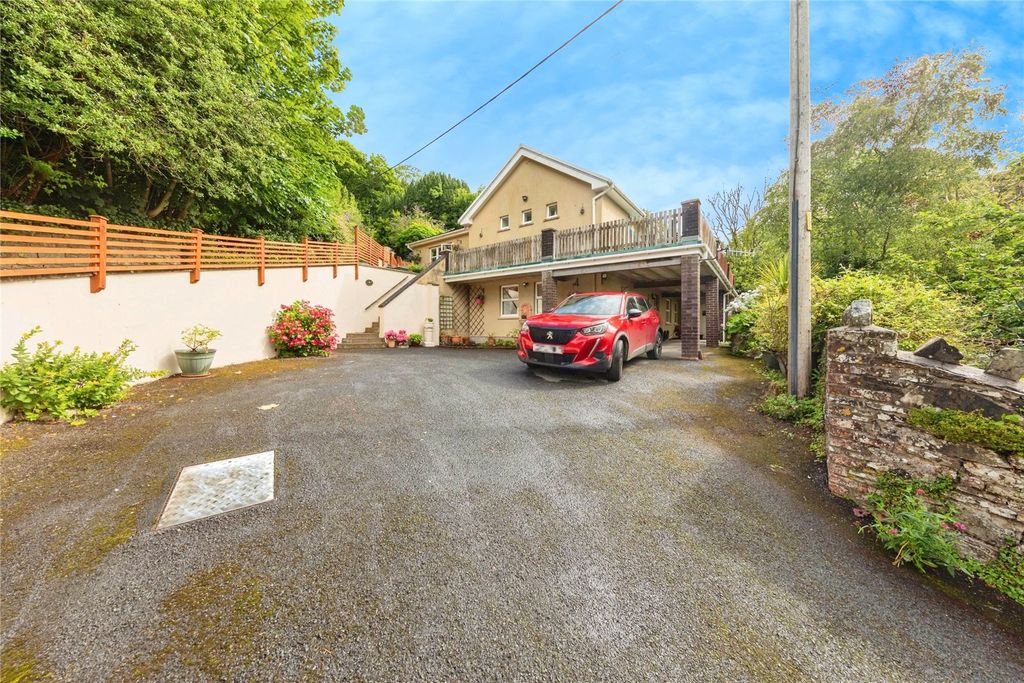 Property photo 1 of 19 Picture No. 23