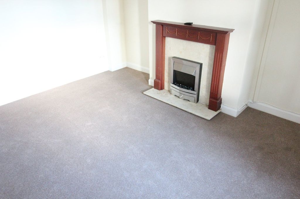 Property photo 3 of 12 Picture No. 03