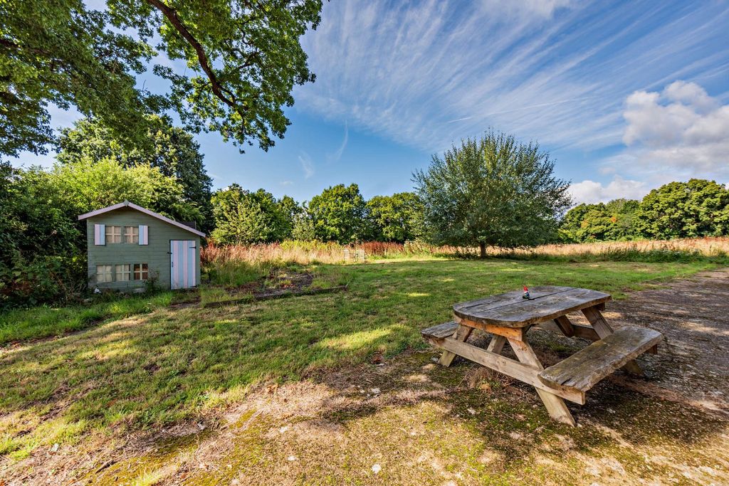Property photo 2 of 31 Picture No. 79