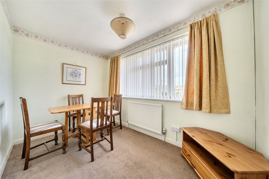 Property photo 3 of 16 Picture No. 20