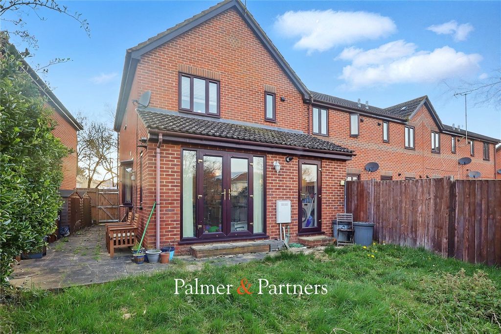 Property photo 1 of 24 Picture No. 08