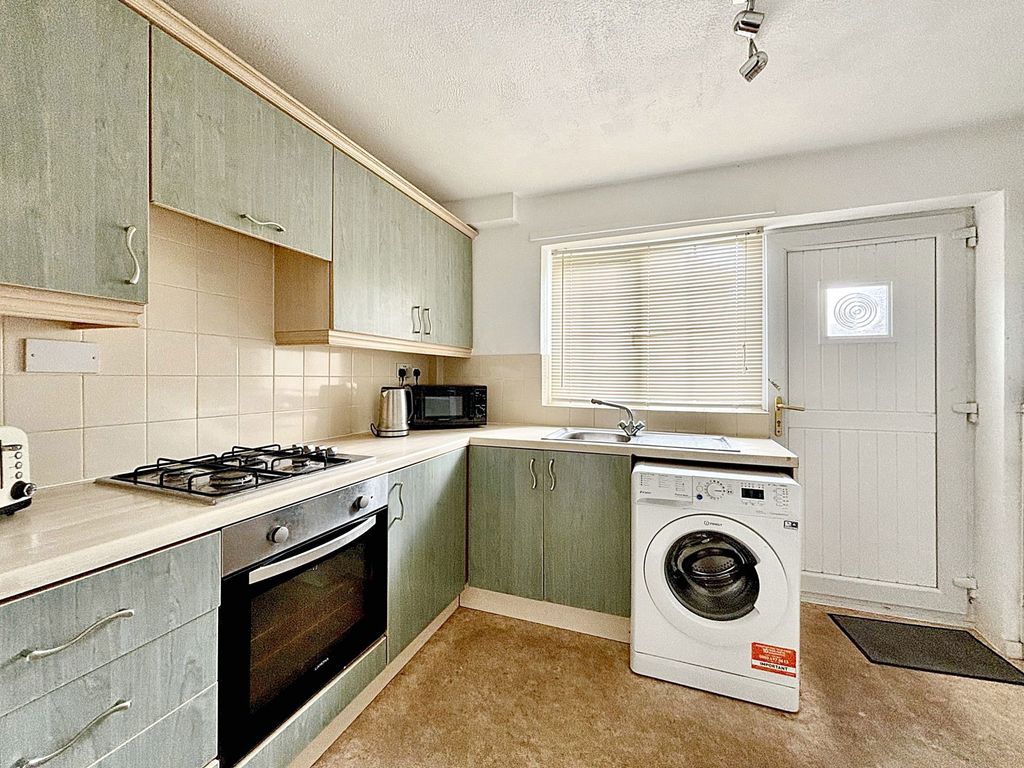 Property photo 3 of 8