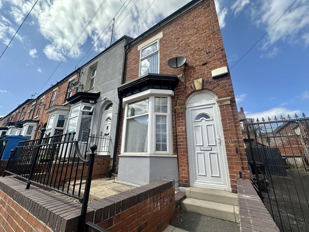 Property photo 1 of 18