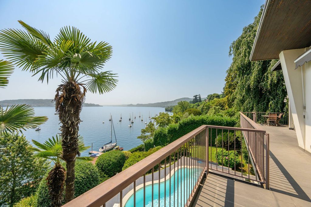 Property photo 1 of 21