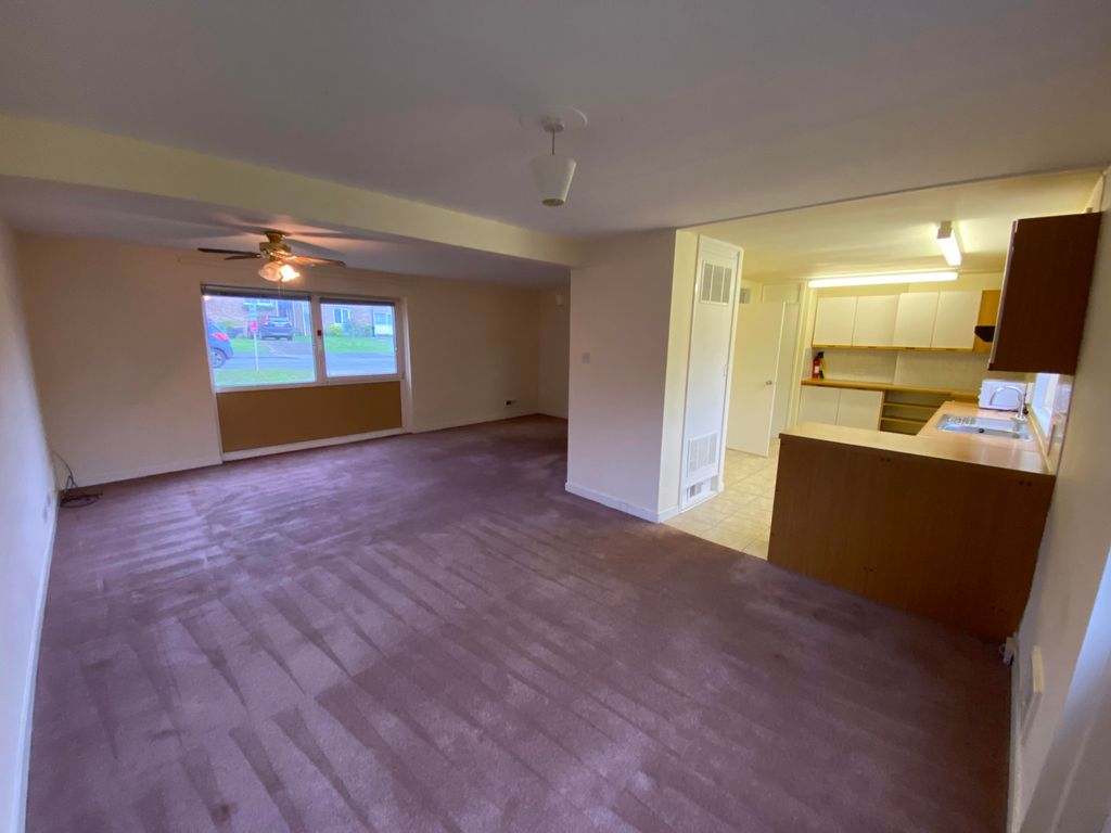 Property photo 3 of 14 View