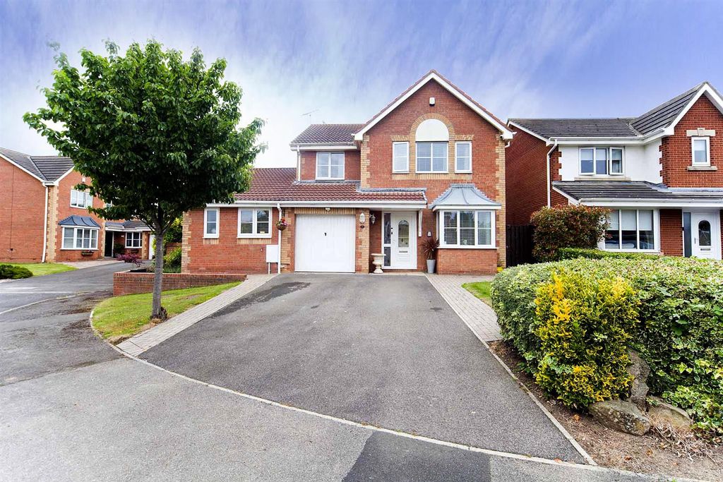 Property photo 1 of 33