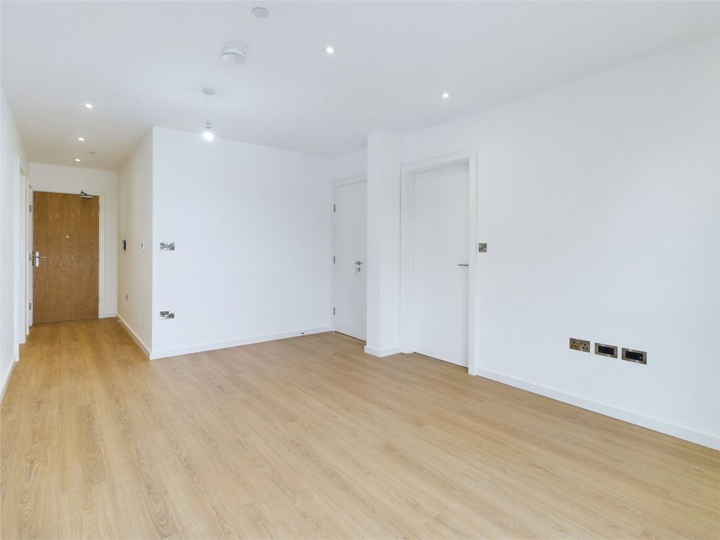 Property photo 2 of 14 Picture No. 08