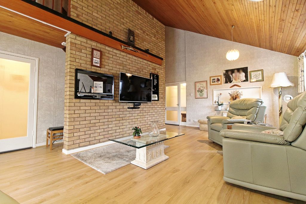 Property photo 2 of 34 Img_4645_Dxo_Edit