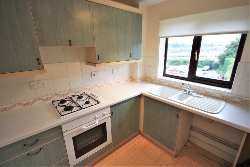 Property photo 2 of 6 Img_8815