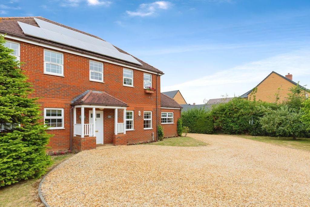 Property photo 1 of 33