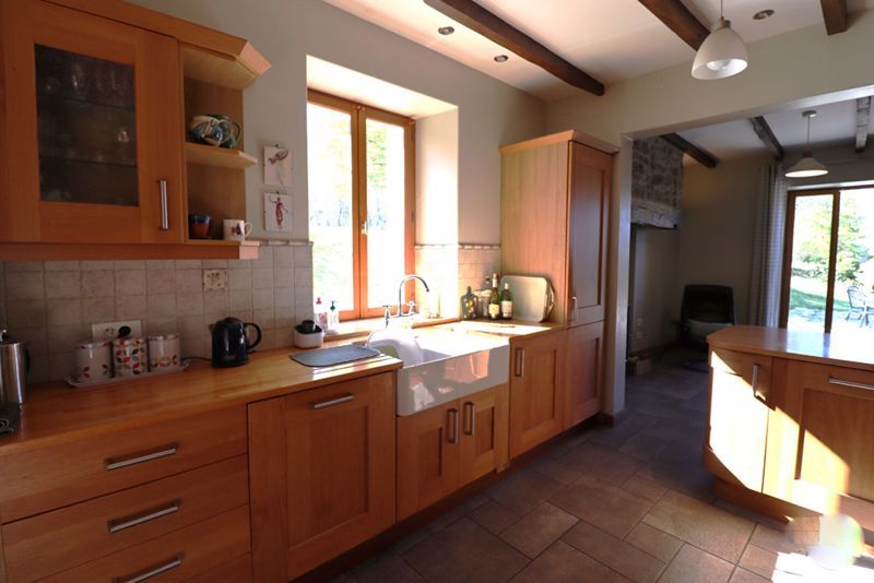 Property photo 3 of 18 Photo 3