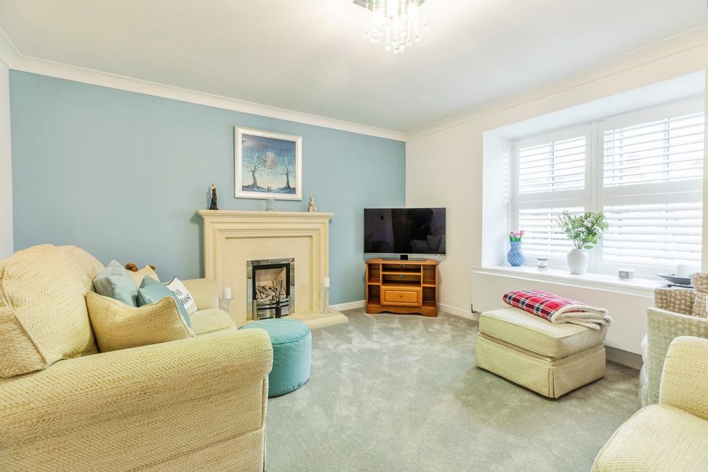 Property photo 2 of 20 Pbox-Img.Jpg