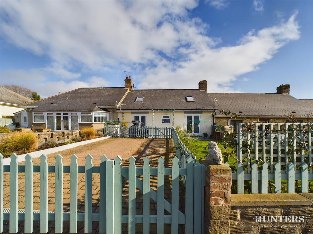 Property photo 1 of 30 Cam03792G0-Pr0197-Still032.Jpg