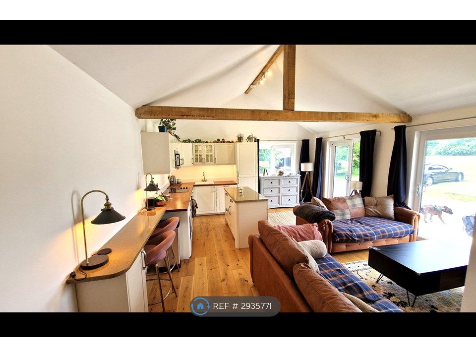 Property photo 2 of 14 Living Room With High Vaulted Ceiling