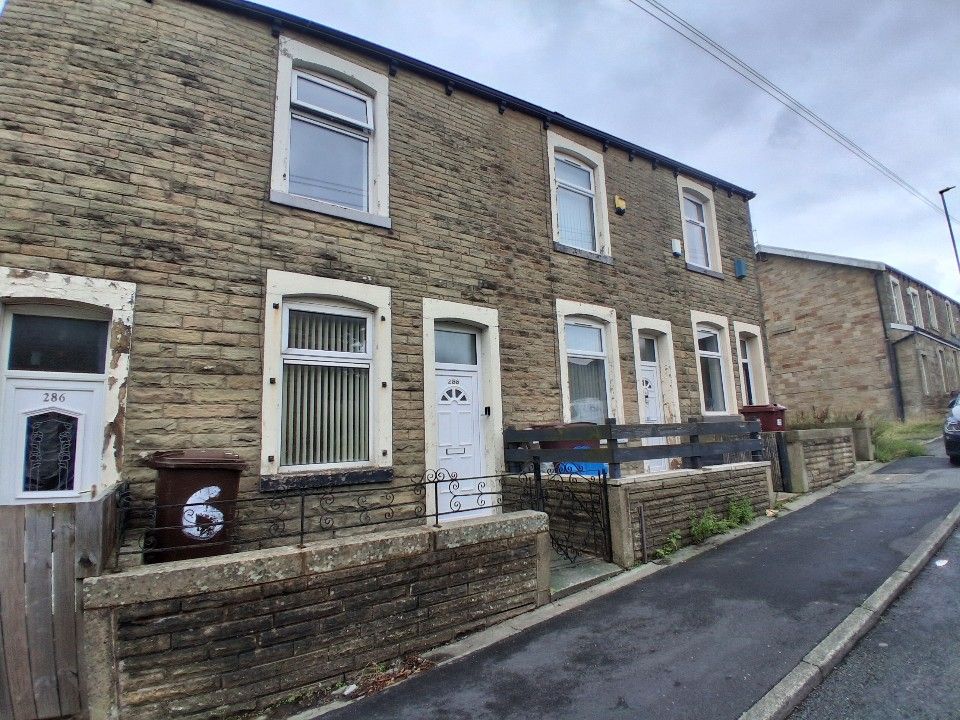 Property photo 2 of 18