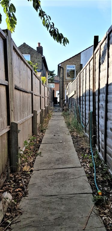 Property photo 3 of 21