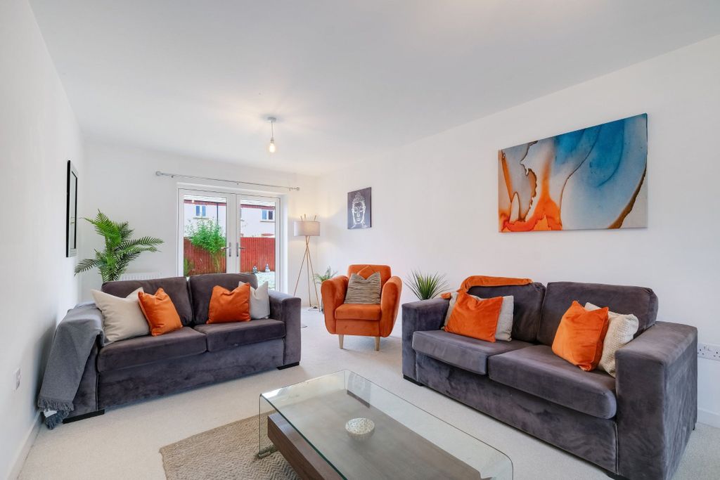 Property photo 1 of 54